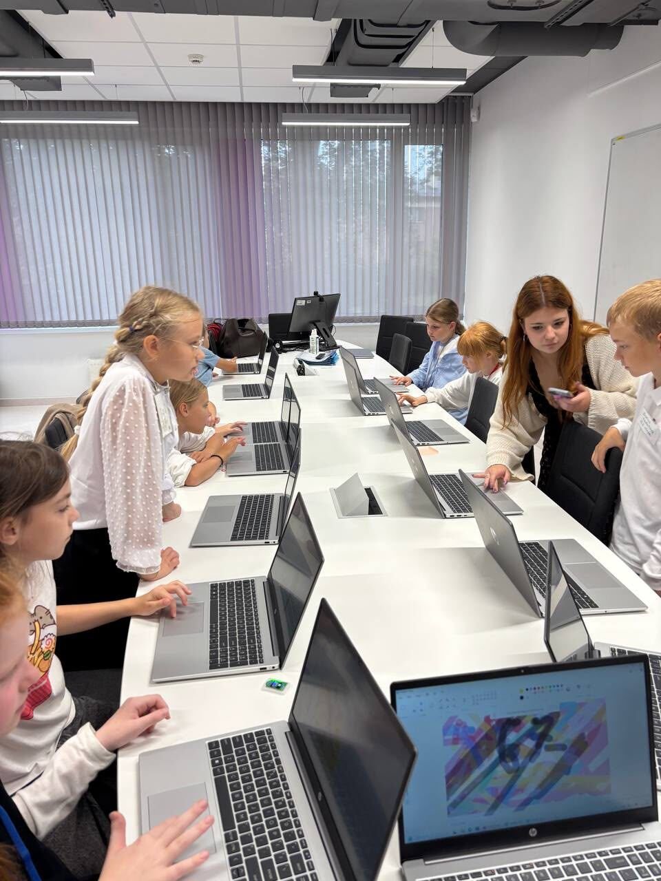 Alise_Brīnumzeme3